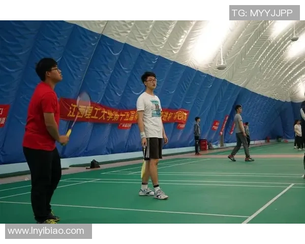 深圳羽毛球队在选拔赛中以60分稳居积分榜首位展现强劲实力 深圳羽毛球队在选拔赛中以60分稳居积分榜首位展现强劲实力