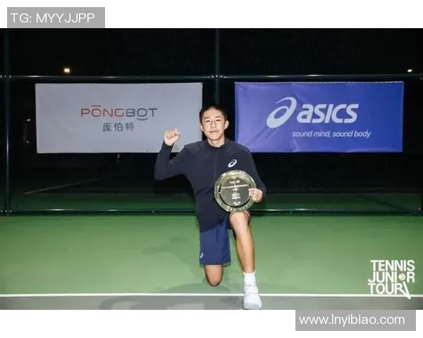 陈芳专访:从青涩少女到网球明星的奋斗与成长之路 陈芳专访:从青涩少女到网球明星的奋斗与成长之路